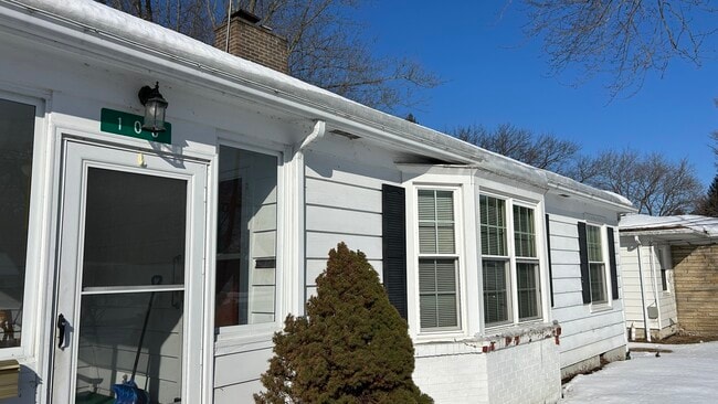 Building Photo - 100 Ansel Rd