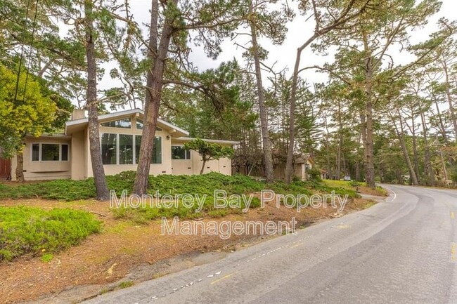 Photo - 4083 Sunset Ln