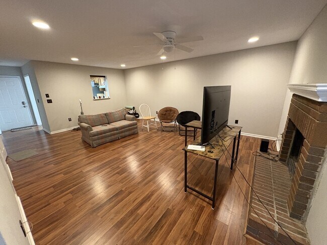 Photo - 108 College Heights Blvd
