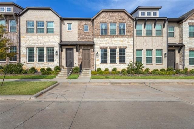2223 Adena Spgs Dr