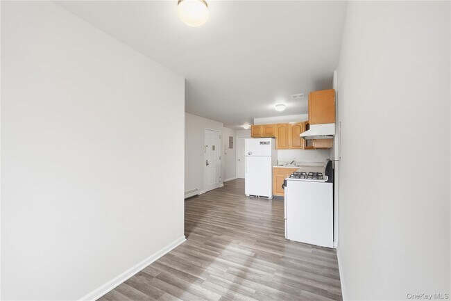 Photo - 144-05 Jamaica Ave Unit 2nd Floor