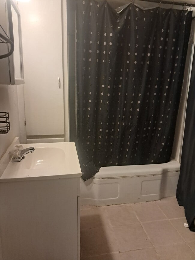 Photo - 2935 Oleander Ave