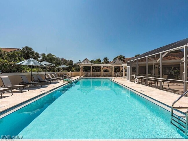 Photo - 8405 Excalibur Cir Unit D3