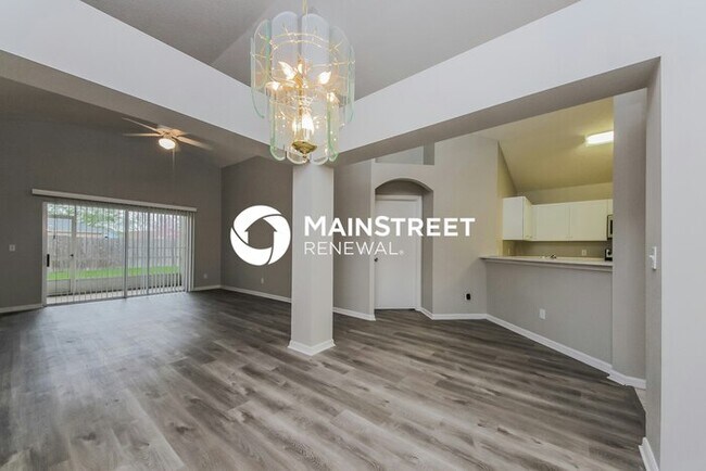 Photo - 3 Bedroom Pet-Friendly Home in St. Cloud, FL with Main Street Renewal