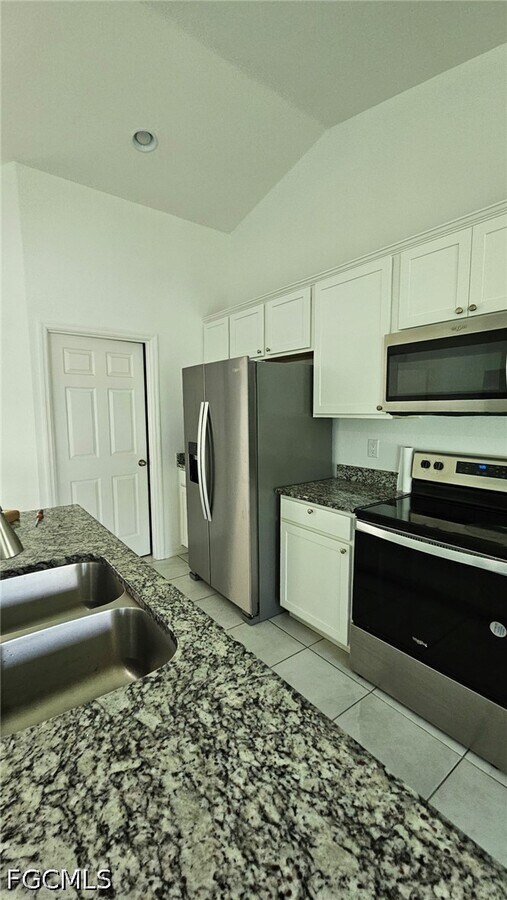 Photo - 3002 NE 7th Ave