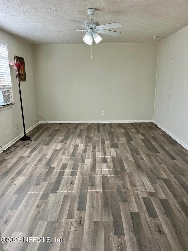 Photo - 8903 Hipps Rd