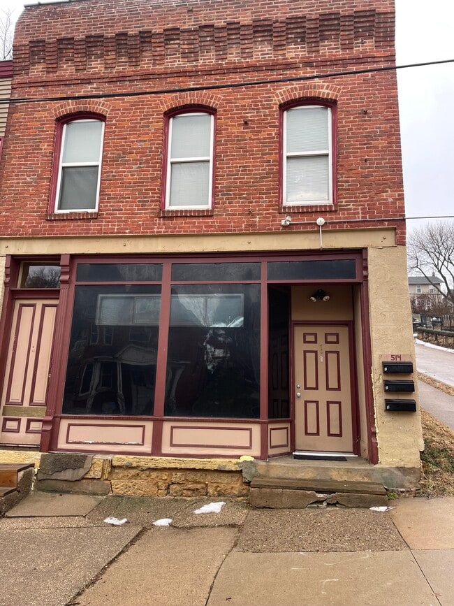 514 Loras Blvd Unit 3