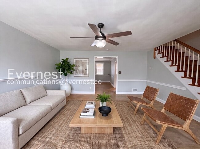 Photo - 1515 Tunlaw Rd