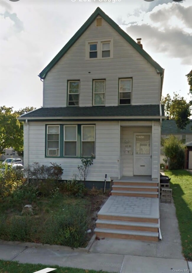 Photo - 48-60 206th St