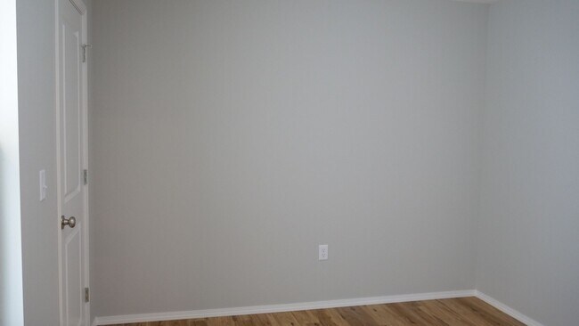 Photo - Like new 3 bedroom duplex - Aurora MO