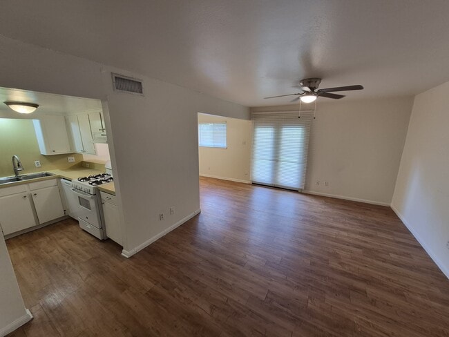 1306 Valerie Ave Unidad 1