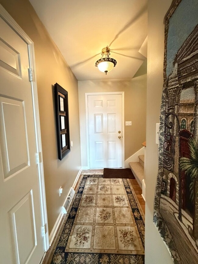 Photo - 3 bedroom 2.5 bath townhome located in the Windwood Village