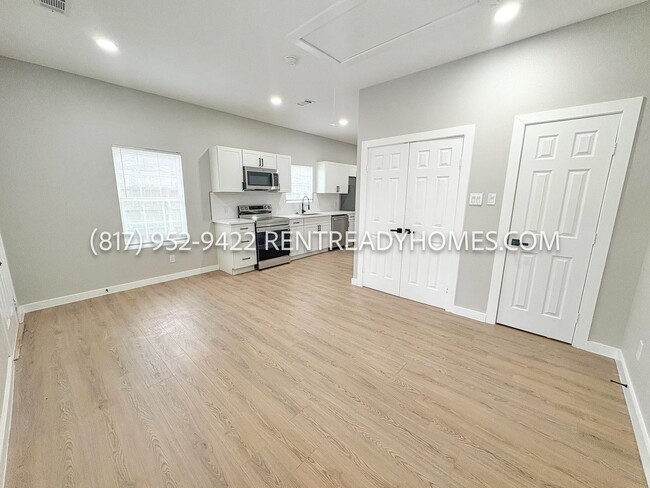 Photo - 6534 Myrtle St Unidad 6534 Myrtle St  B