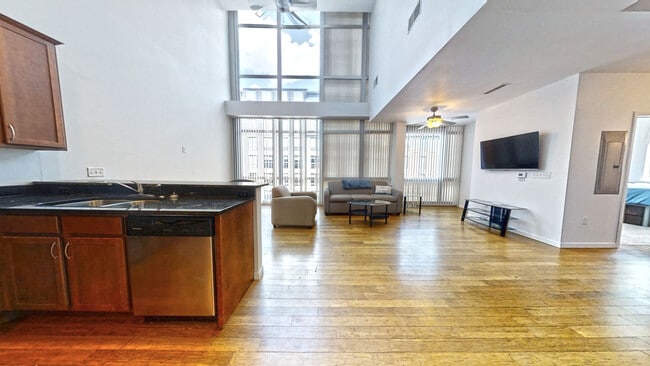 Photo - 519 E. Green St by Bankier Apartments