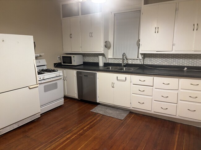 Photo - 80 N 100 W House