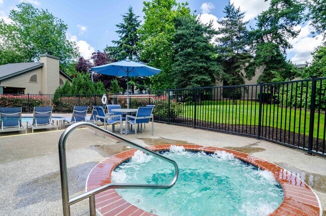 Photo - Landmark at Tanasbourne