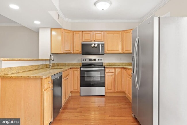 Photo - 8483 Laurel Oak Dr