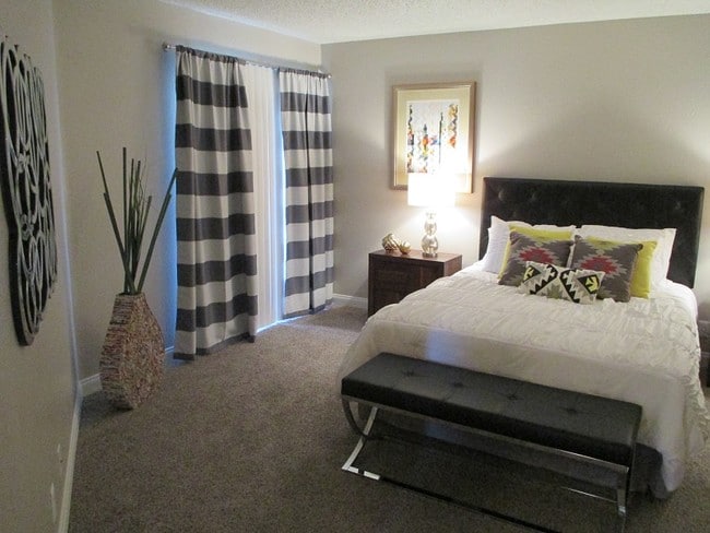 Bedroom - Sequoia Meadows