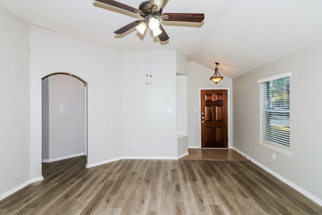 Photo - 18018 Iris Edge Way