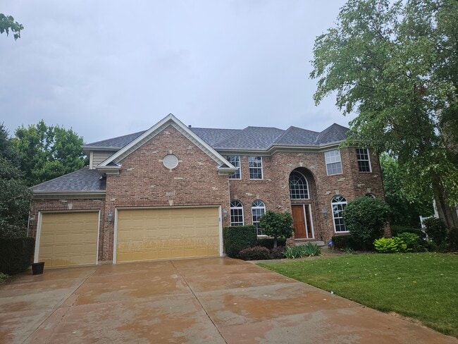 Photo - 733 Woodbury Ct