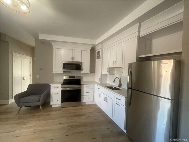 Photo - 1106 Main St Unit 1