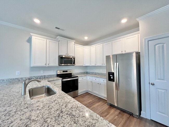 Photo - Stunning 3BD, 3BA End Unit Raleigh Townhome on a Corner Lot with High End Features in an HOA Comm...
