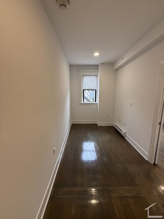 Photo - Check out this 1 bed 1 bath in Fenway