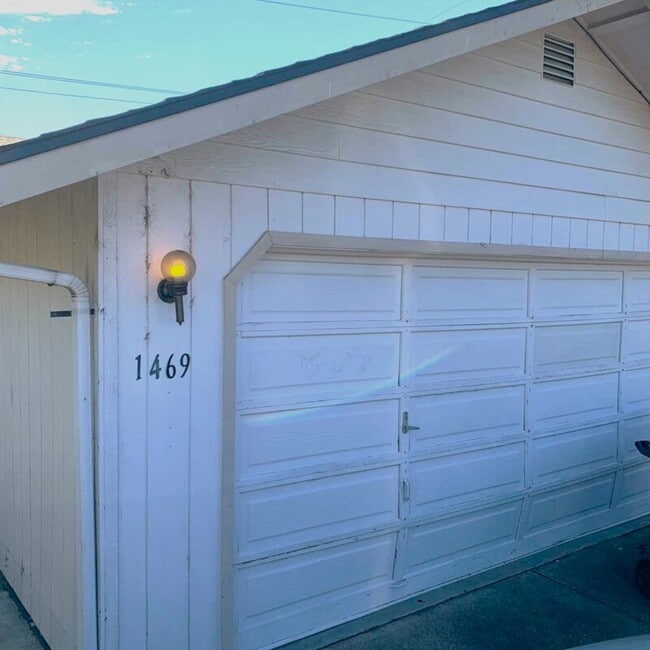 Photo - 1469 Cameo Ct