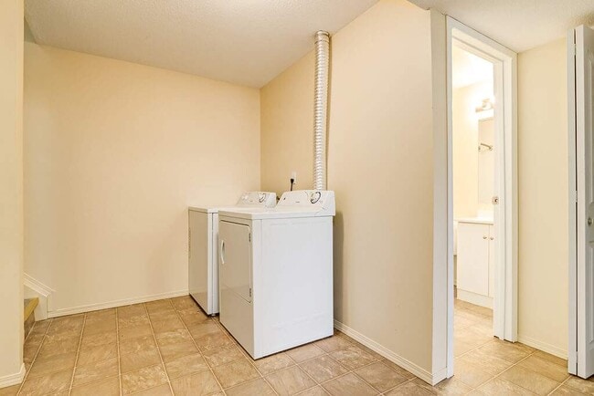 Photo - Spruce View Apartments