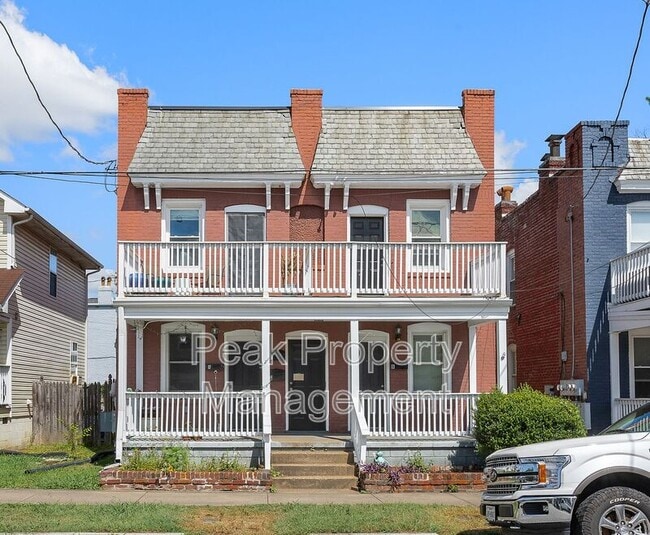 Photo - 604 N 32nd St House