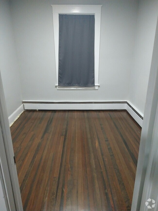 Building Photo - 124 Tremont St Rental