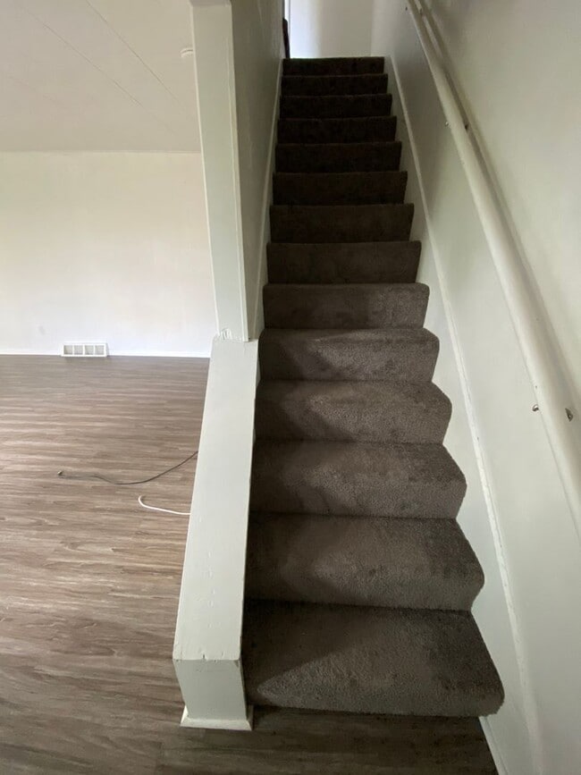 Photo - 740 Excelsior St