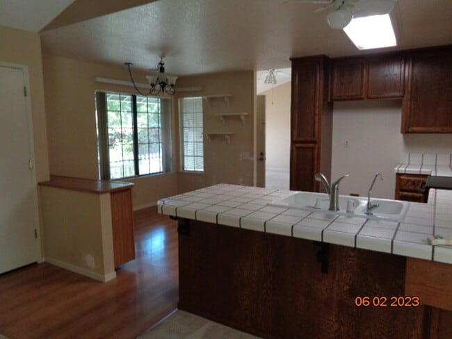 Photo - 6122 Vanden Rd