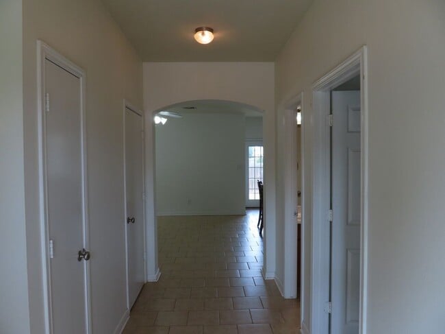 Photo - 4115 McFarland Dr