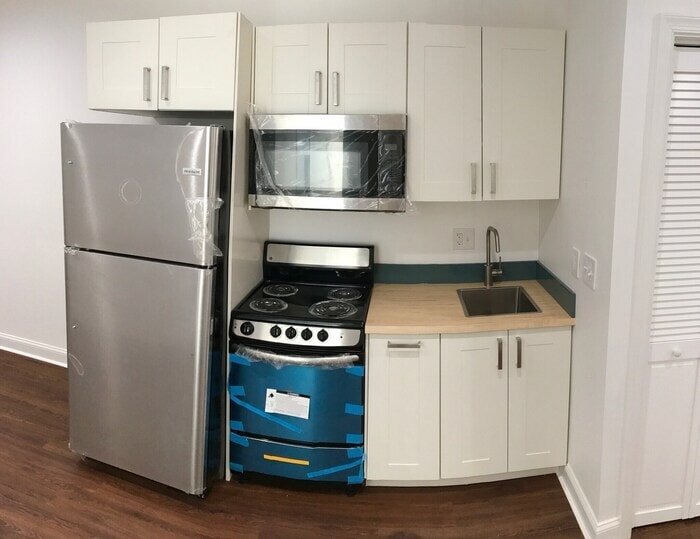 Photo - Big Style, Bright Spaces & City Vibes — Welcome to 1608 W Street SE!