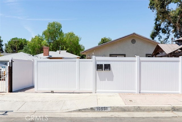 Building Photo - 10531 Greenburn Ave