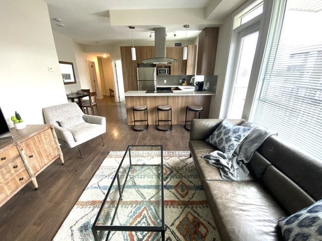 Photo - 9907-391 91 Ave NW