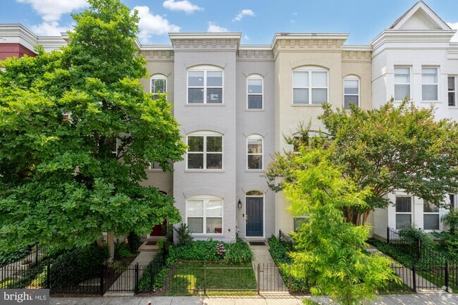 Building Photo - 1208 W St NW Rental
