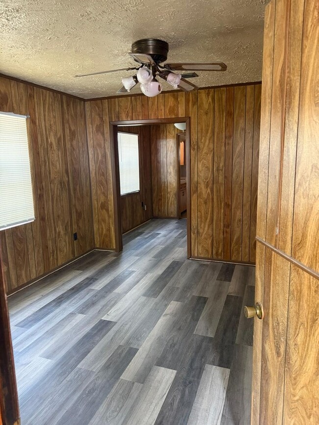 Photo - Fully Renovated 3/1 Available for Immediate Rent!