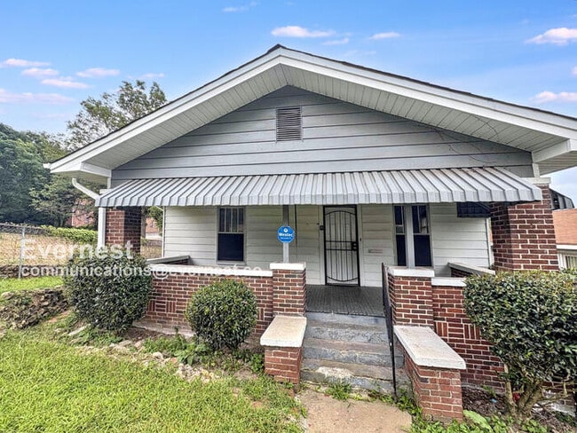 Building Photo - 525 53rd St Ens Rental