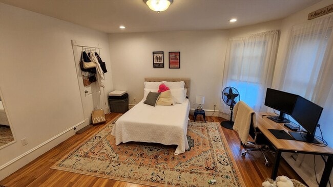 Photo - 305 Chelsea St Condo