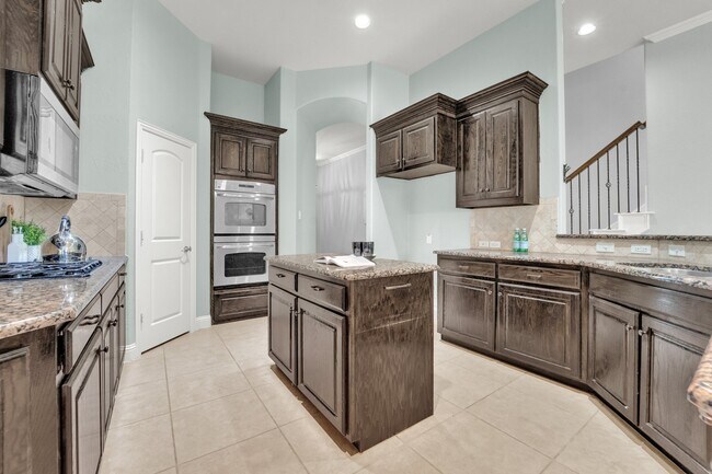 Photo - 444 Wildwood Dr