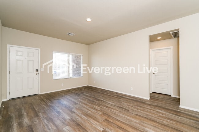 Photo - 10174 E Biswell Ln