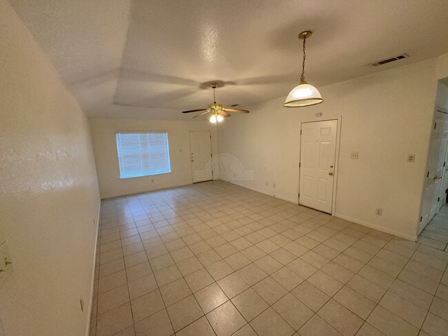 Photo - 2807 Edgefield Unit 2807 Edgefield  B