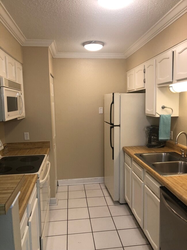 Photo - 734 G Village Drive