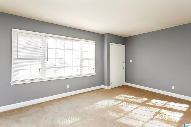 Photo - 500 15th Ave NW