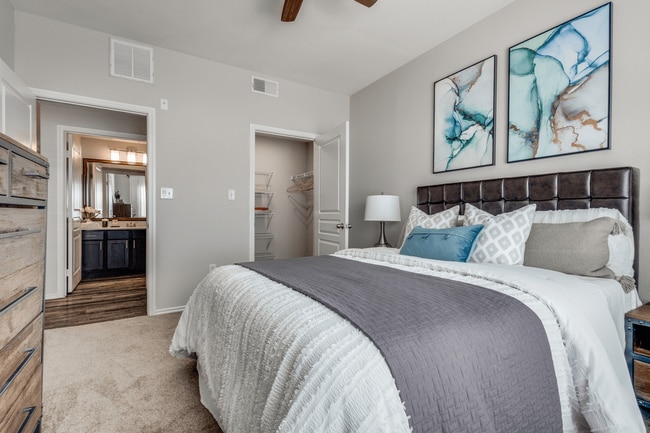 Photo - Lost Spurs Ranch Apartments