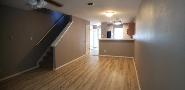 Photo - 19 Autumn Pass