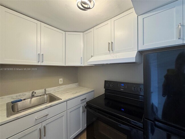 Photo - 899 West Ave Unit 8A