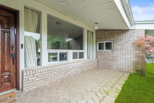 606 Deal Rd
